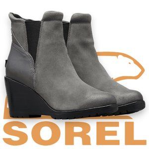 After Hour Chelsea Boots